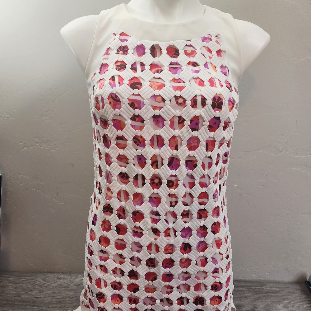 Laundry By Shelli Segal White Dress Size 0 Retro Net Perforated Honeycomb 3D Fun